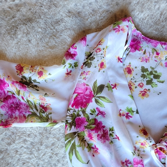 🌷Floral sheer blouse - Picture 5 of 7